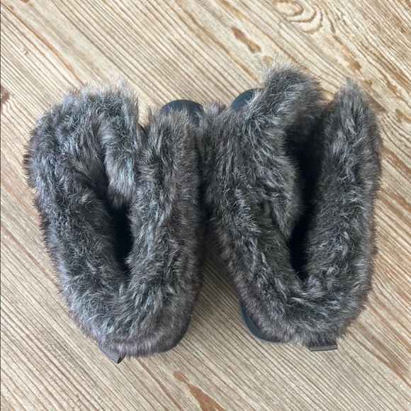 Khombu women’s fur lined boots, size 8 - Picture 4 of 6